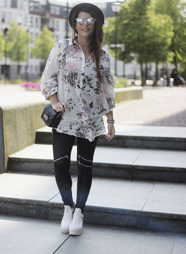 flower blouse outfit